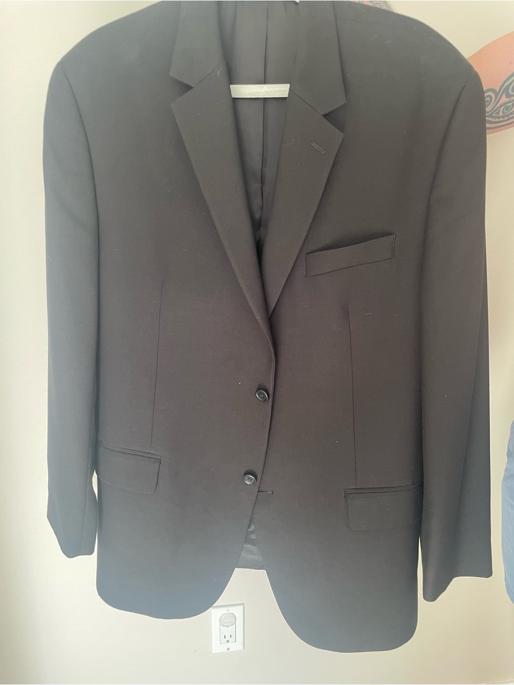 Michael Kors Men's Black Two-Button Notch Lapel Sport Coat and pants